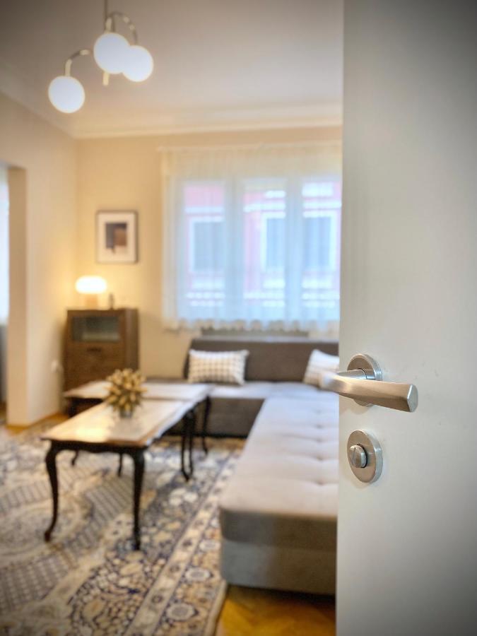 Top Centre Sofia Apartment For 6 Guests Bagian luar foto