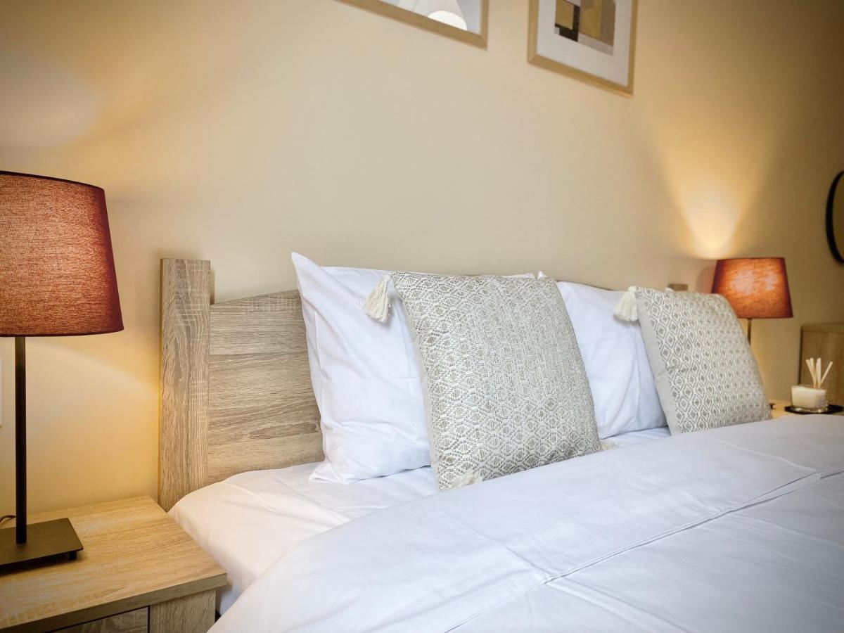 Top Centre Sofia Apartment For 6 Guests Bagian luar foto