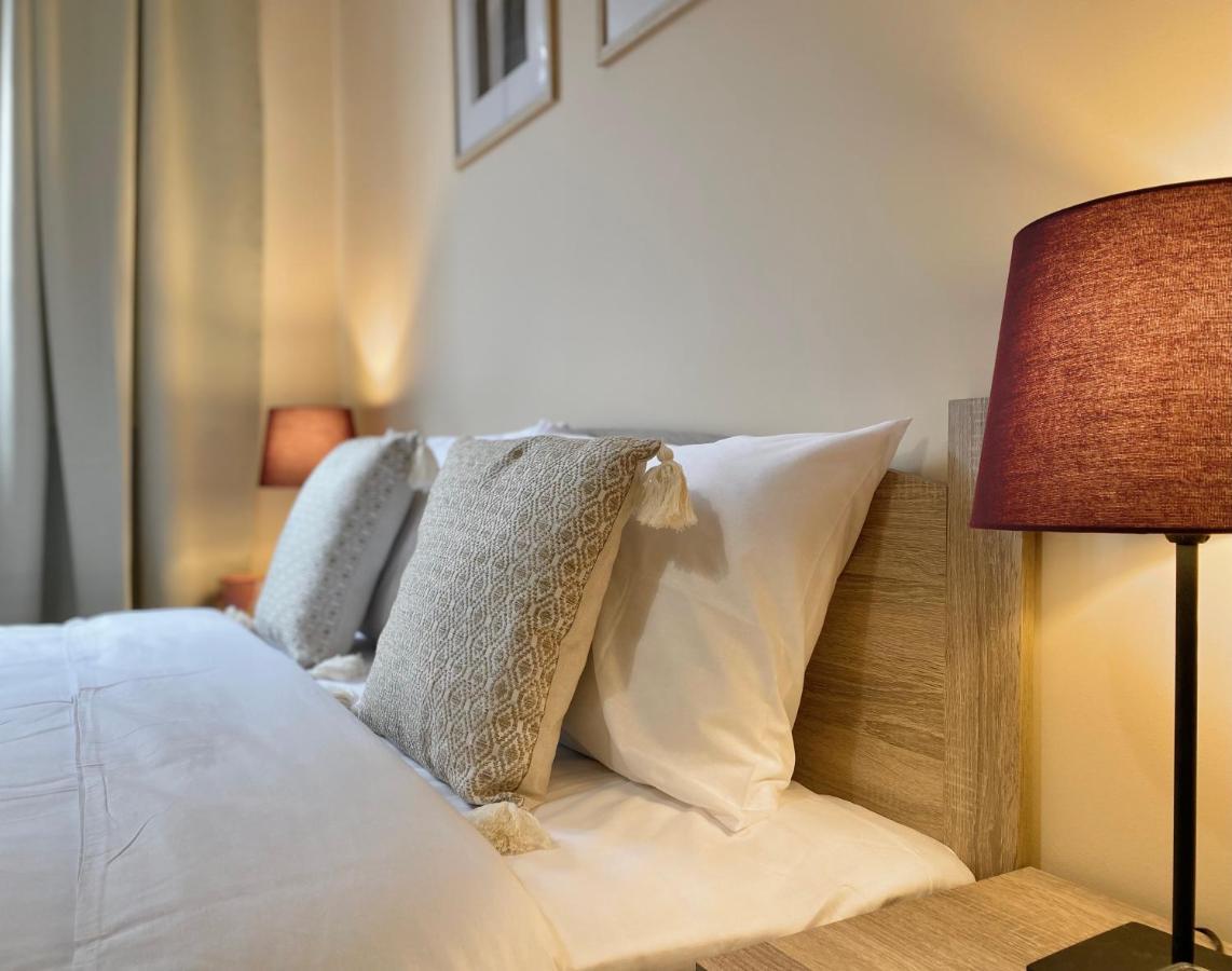 Top Centre Sofia Apartment For 6 Guests Bagian luar foto