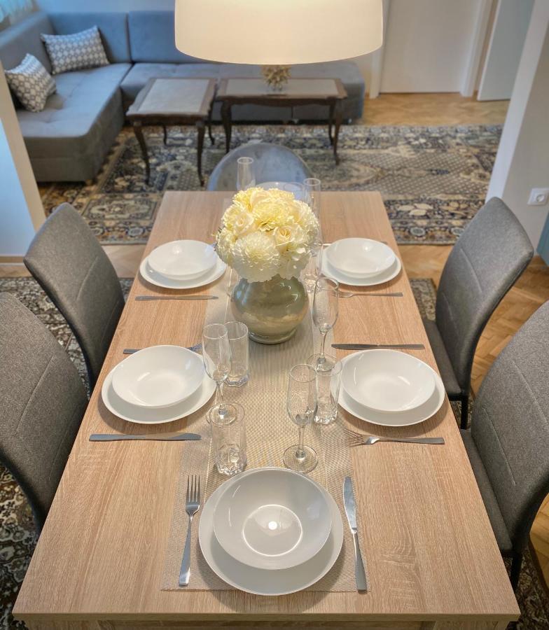 Top Centre Sofia Apartment For 6 Guests Bagian luar foto