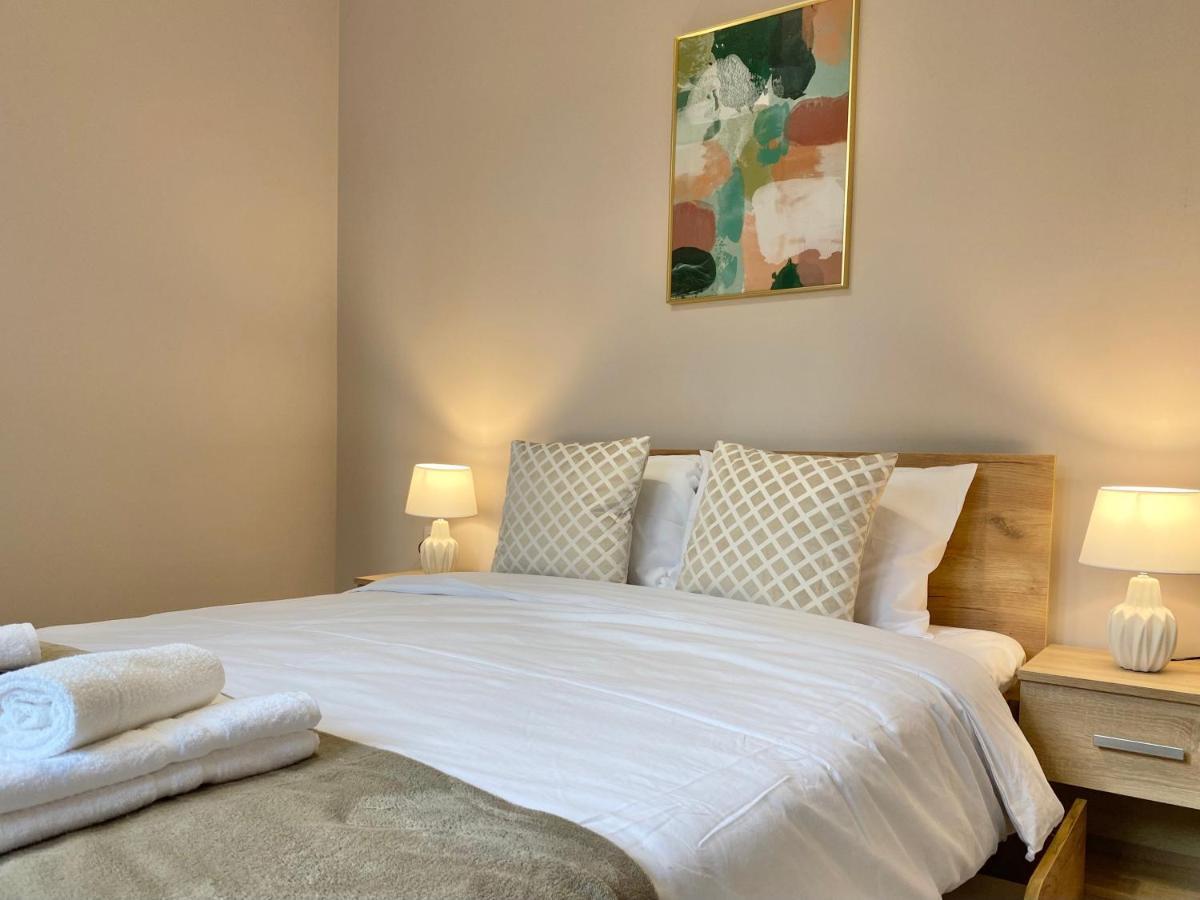 Top Centre Sofia Apartment For 6 Guests Bagian luar foto