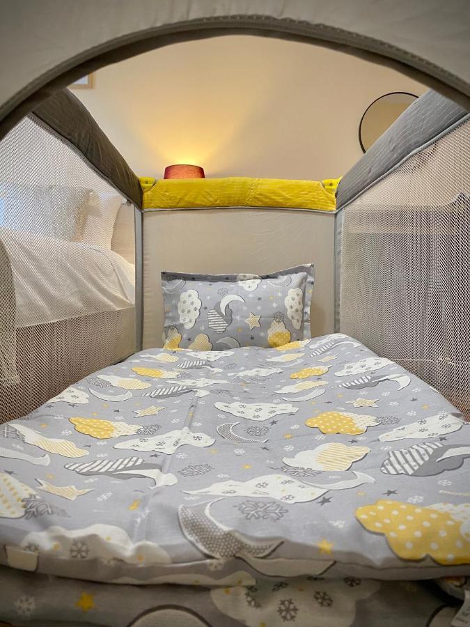 Top Centre Sofia Apartment For 6 Guests Bagian luar foto
